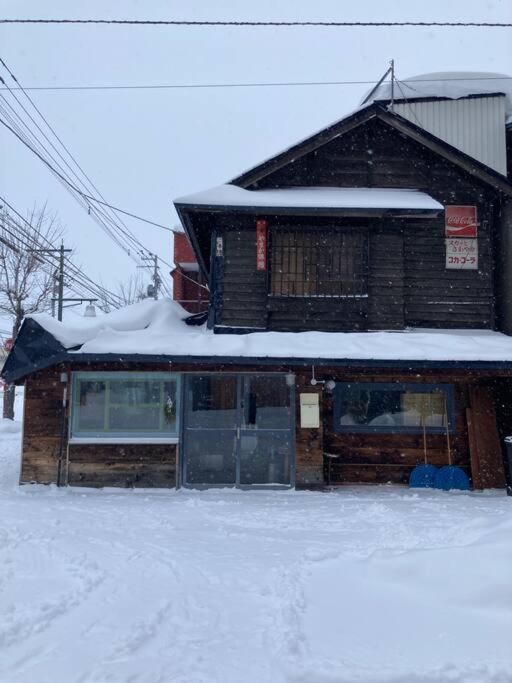 宿泊×編集事務所×土産物店「あさひかわ編集室」 Asahikawa Zewnętrze zdjęcie